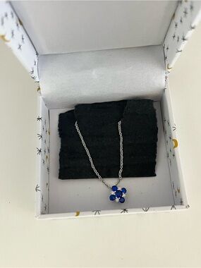 sapphire & diamond pendant necklace